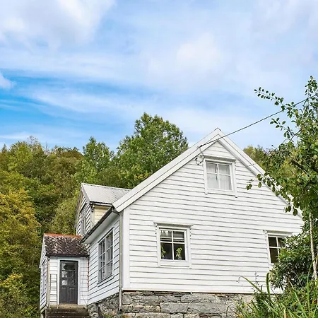 In Tysse With House A Panoramic View Bjorkheim