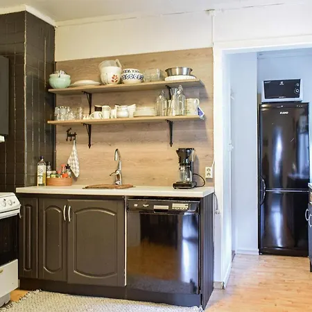 2 Bedroom Cozy In *